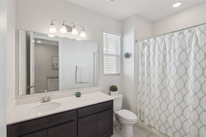 Image No.16-3 Bed Property for sale