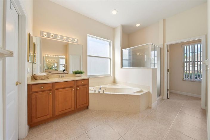 Image No.22-Propriété de 5 chambres à vendre à Orlando