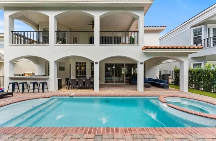 Image No.3-4 Bed Property for sale