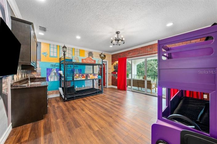 Image No.46-4 Bed Property for sale