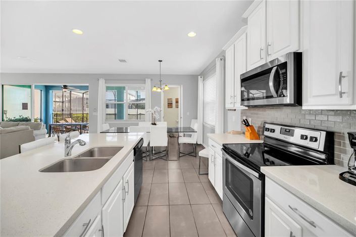 Image No.7-Propriété de 4 chambres à vendre à Kissimmee