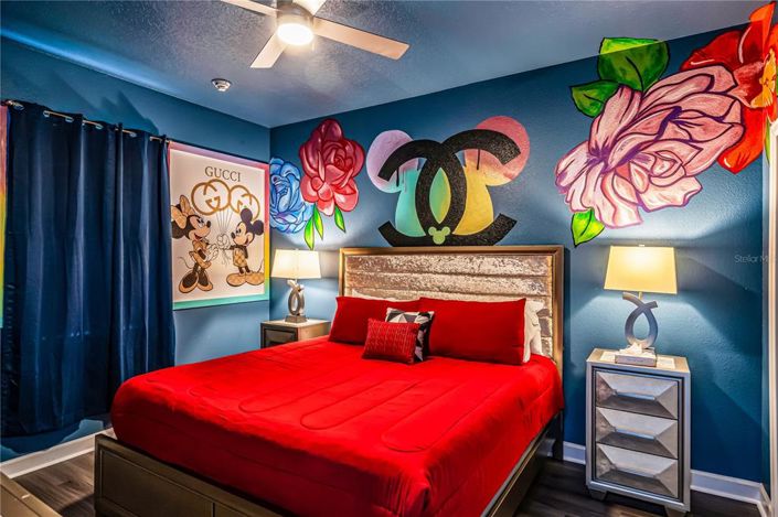 Image No.16-8 Bed Property for sale