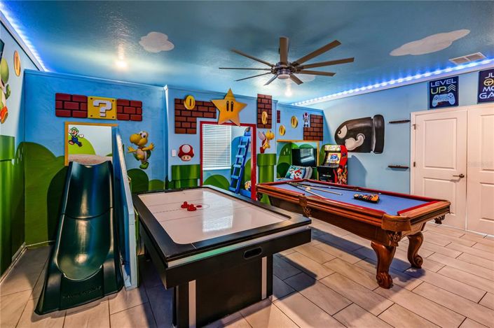 Image No.23-8 Bed Property for sale