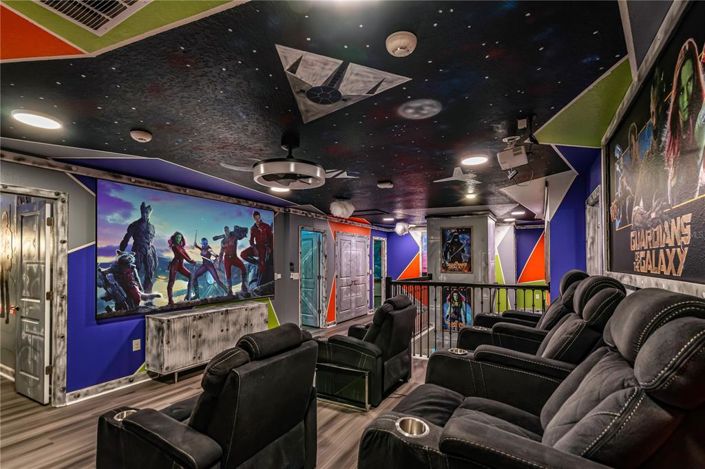 Image No.27-8 Bed Property for sale