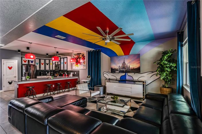 Image No.31-8 Bed Property for sale