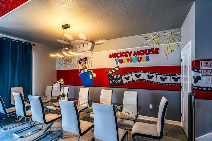 Image No.33-8 Bed Property for sale