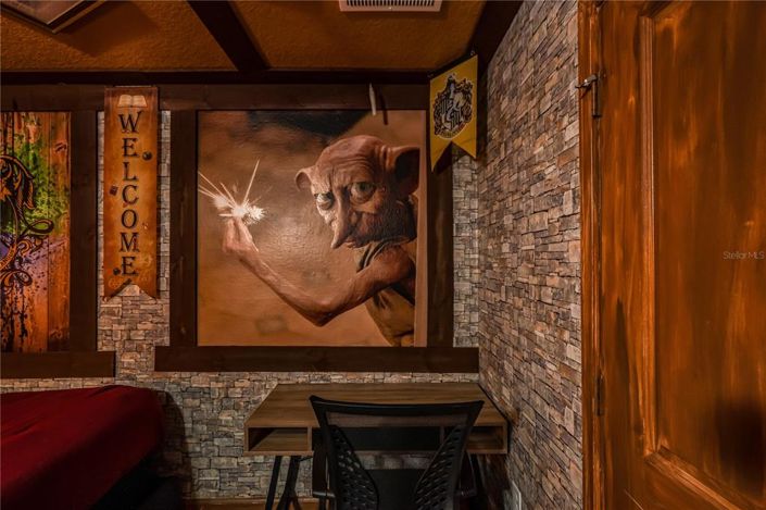 Image No.48-8 Bed Property for sale