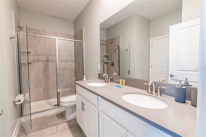 Image No.55-8 Bed Property for sale