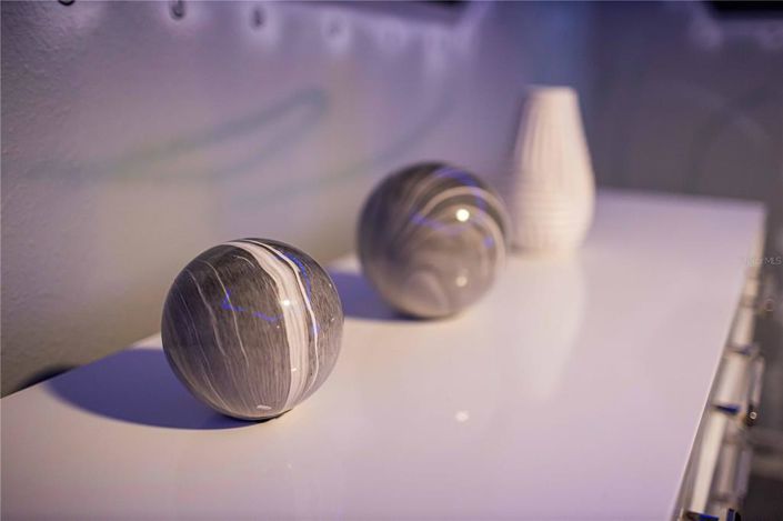 Image No.79-8 Bed Property for sale