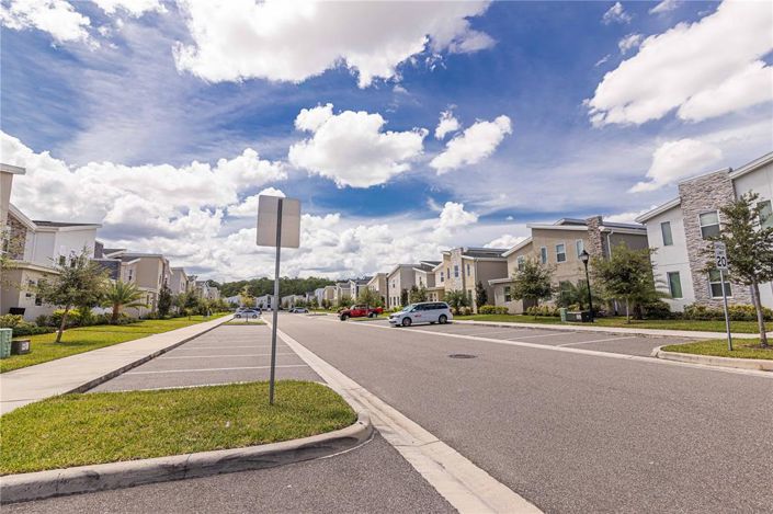 Image No.87-8 Bed Property for sale