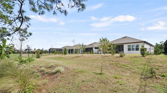 Image No.50-3 Bed Property for sale