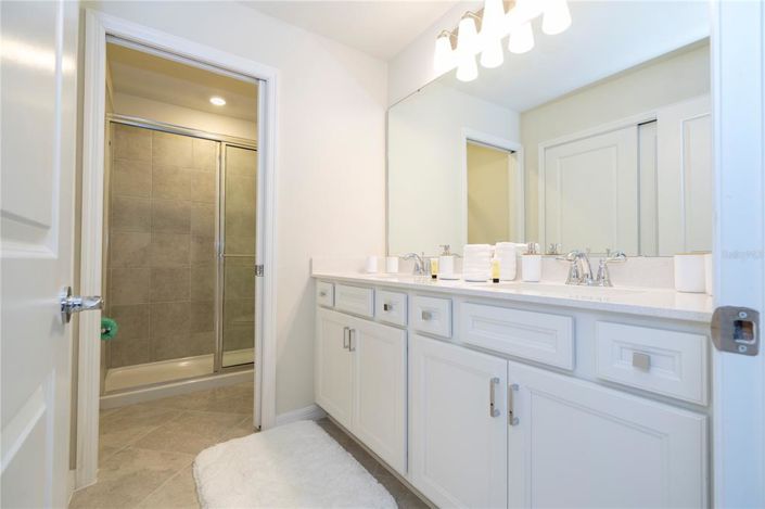 Image No.57-Maison de ville de 5 chambres à vendre à Clermont