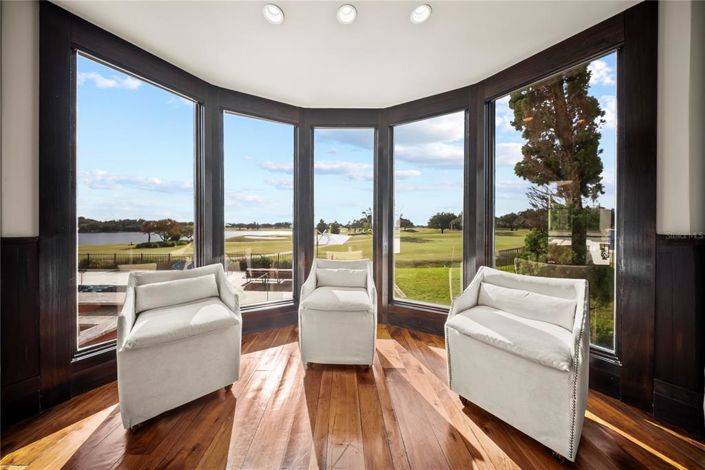 Image No.43-5 Bed Property for sale