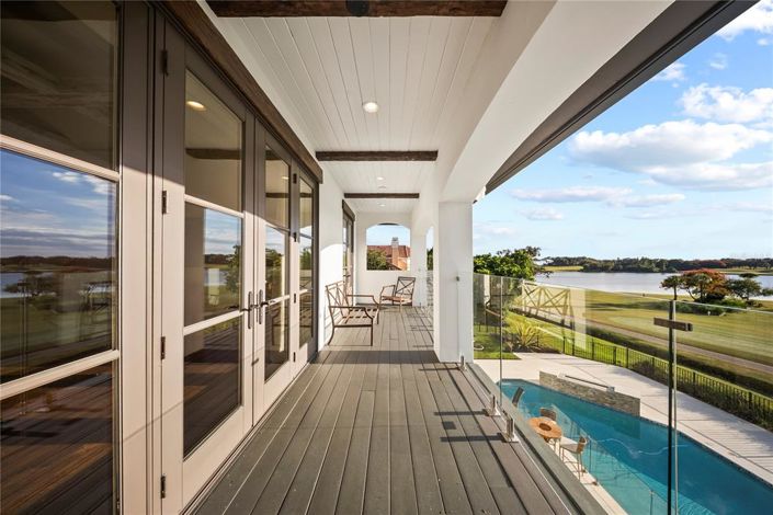 Image No.65-5 Bed Property for sale