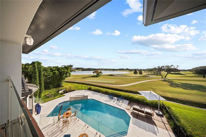 Image No.77-5 Bed Property for sale