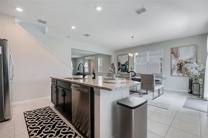 Image No.14-4 Bed Property for sale