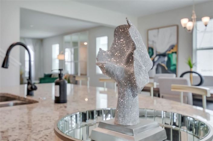 Image No.18-4 Bed Property for sale