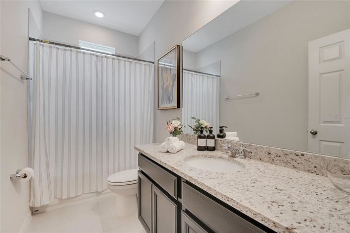 Image No.26-4 Bed Property for sale