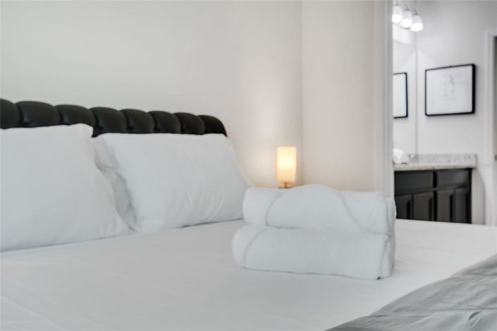 Image No.30-4 Bed Property for sale