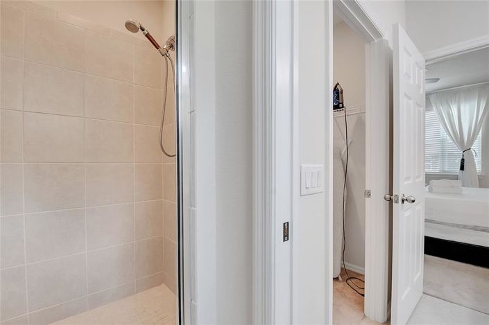 Image No.33-4 Bed Property for sale