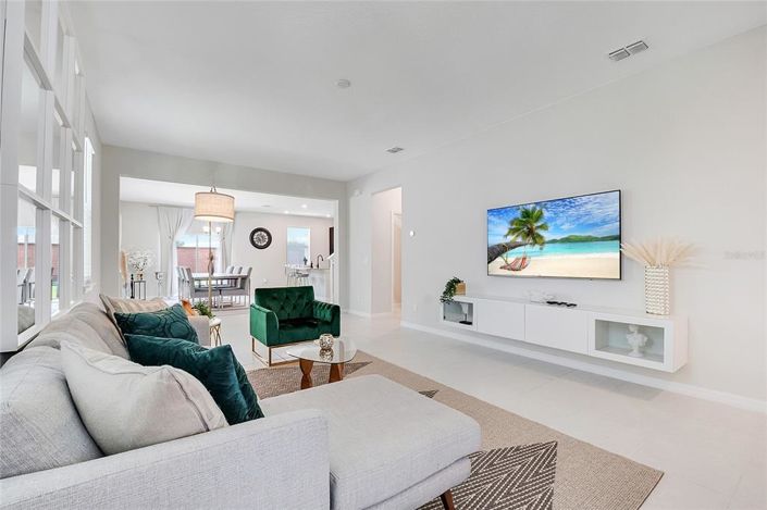 Image No.8-4 Bed Property for sale