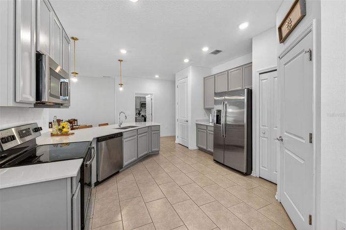 Image No.7-4 Bed Property for sale