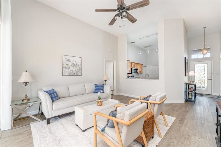 Image No.6-2 Bed Property for sale