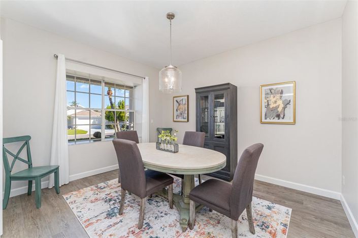 Image No.9-2 Bed Property for sale