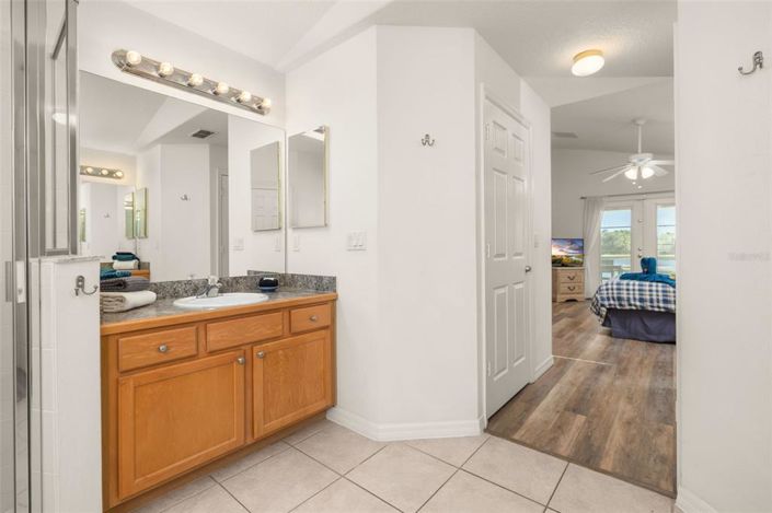 Image No.18-5 Bed Property for sale