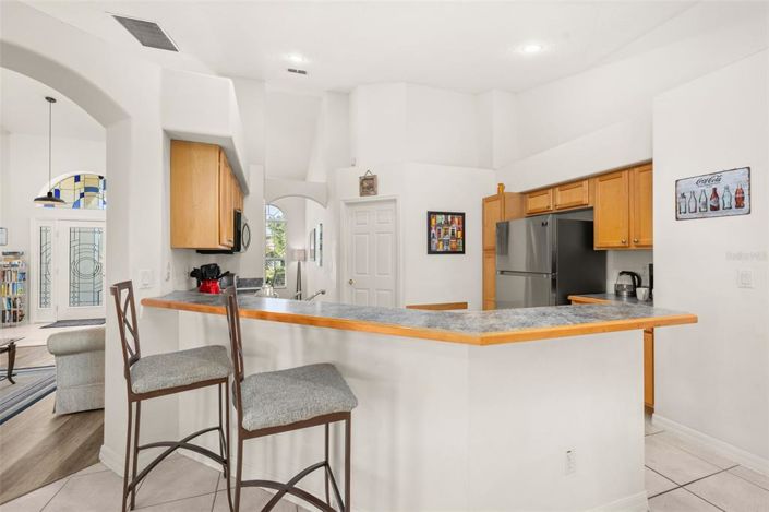 Image No.19-5 Bed Property for sale