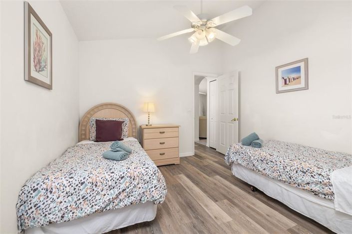 Image No.31-5 Bed Property for sale