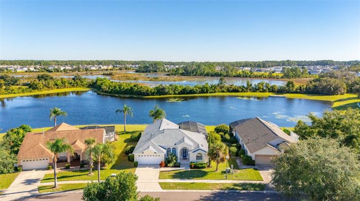 Image No.68-5 Bed Property for sale