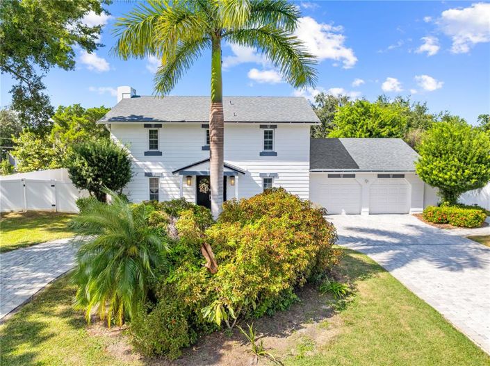 Image No.13-4 Bed Property for sale