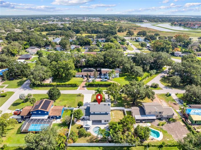 Image No.18-4 Bed Property for sale