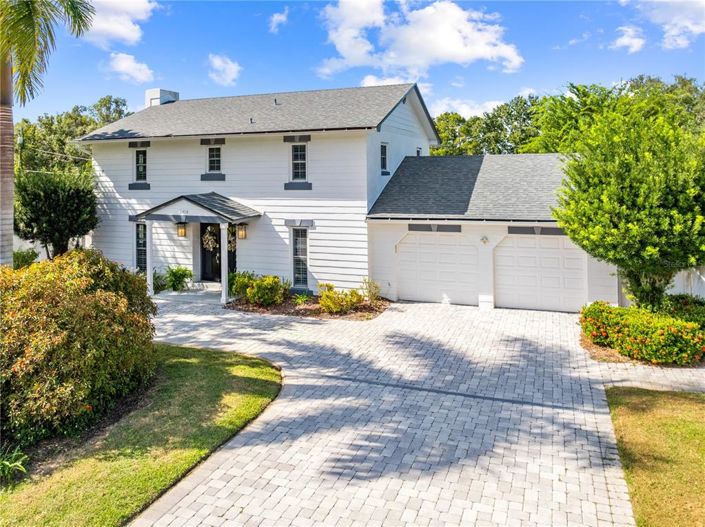 Image No.2-4 Bed Property for sale