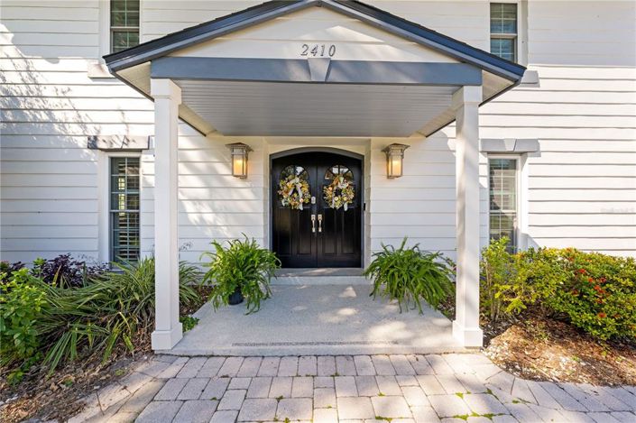 Image No.22-4 Bed Property for sale