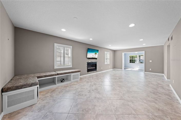 Image No.26-4 Bed Property for sale