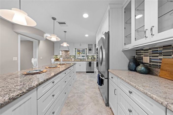 Image No.40-4 Bed Property for sale