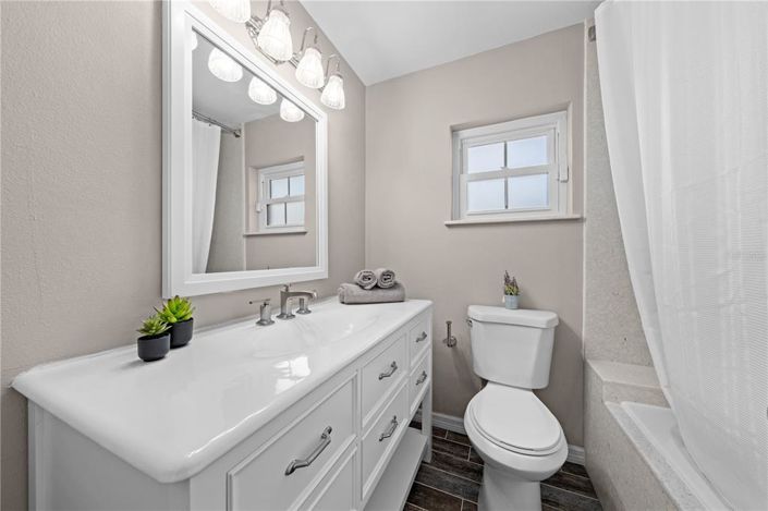 Image No.51-4 Bed Property for sale