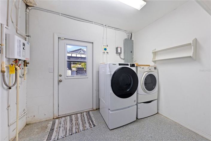 Image No.60-4 Bed Property for sale