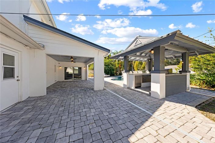 Image No.8-4 Bed Property for sale