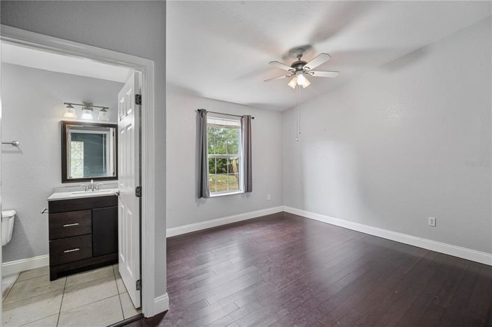 Image No.7-3 Bed Property for sale