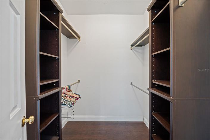 Image No.8-3 Bed Property for sale