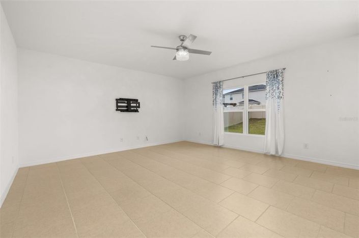 Image No.15-5 Bed Property for sale