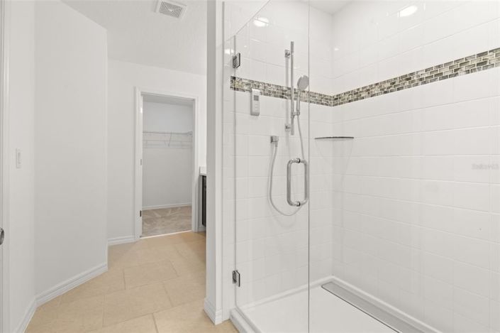 Image No.29-5 Bed Property for sale