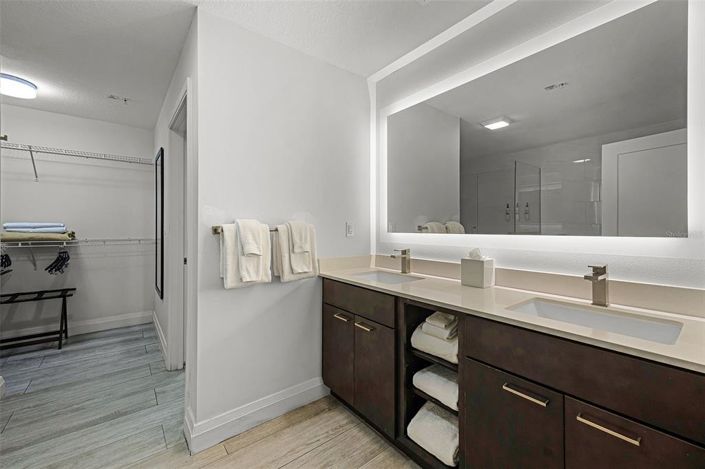 Image No.22-Propriété de 2 chambres à vendre à Winter Garden