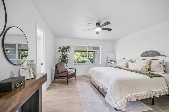 Image No.16-3 Bed Property for sale