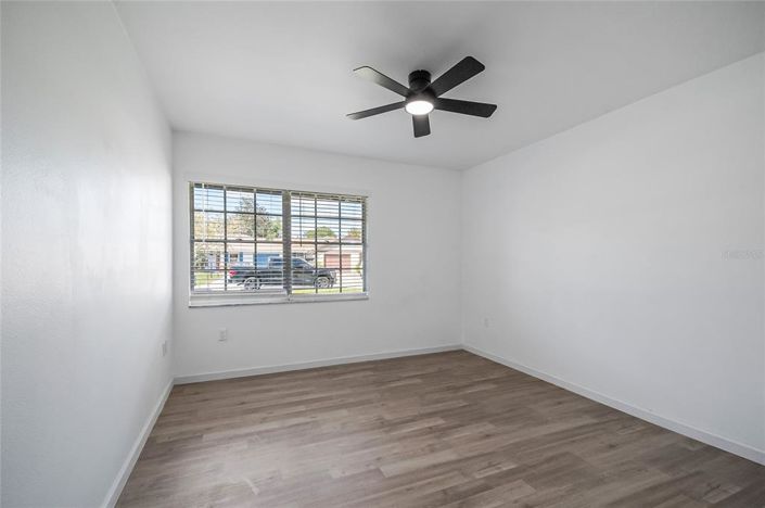 Image No.21-3 Bed Property for sale