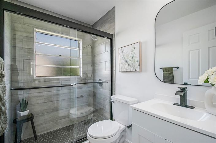 Image No.23-3 Bed Property for sale