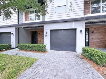 Maison de ville de 4 chambres à vendre à Kissimmee